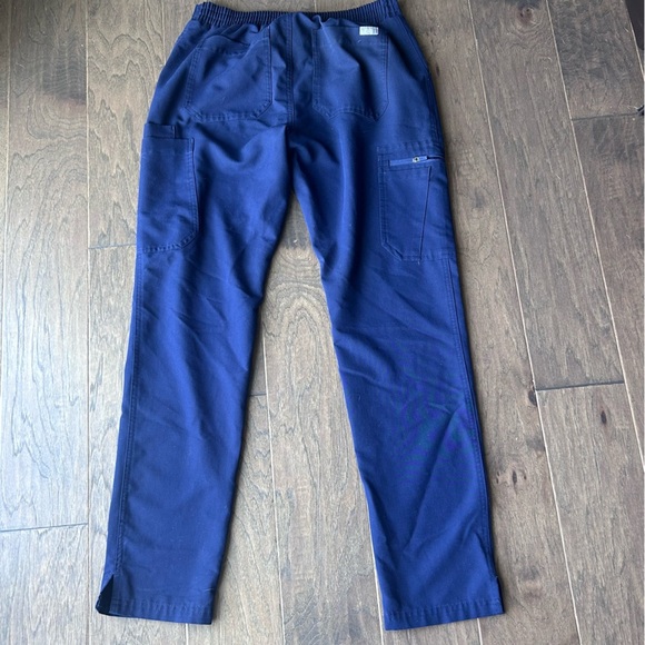 Figs Technical Collection Women’s XS Scrubs Bottoms. - Picture 6 of 6